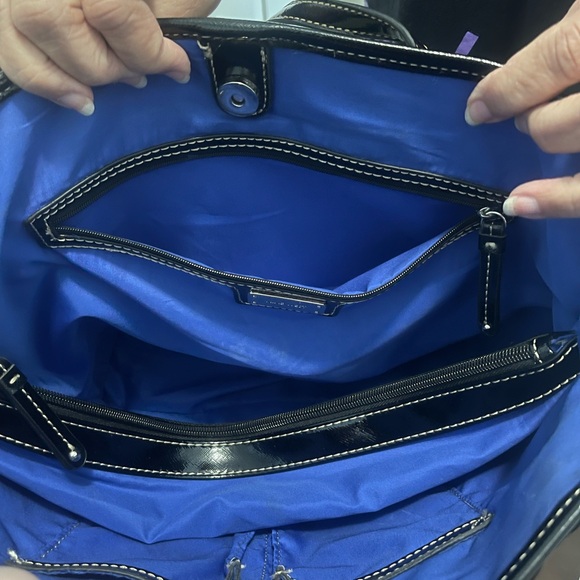 Nine West Bag Blue w/Cream and Black Striped Nautical Shoulder.Color blue inside - Picture 8 of 8